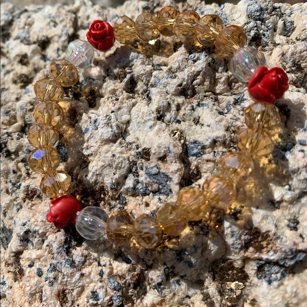 Hand made bracelet with rose beads